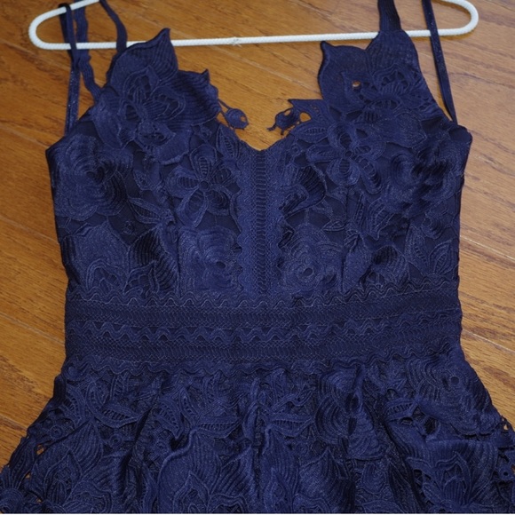 Ted Baker London Nadie navy blue peplum lace dress - Picture 5 of 5